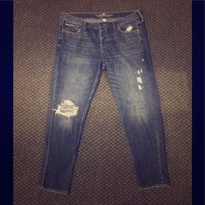 Abercrombie & Fitch Damaged Boyfriend Jeans Blue